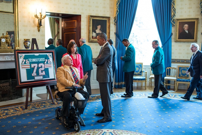 Mary anne shula and don shula hi-res stock photography and images