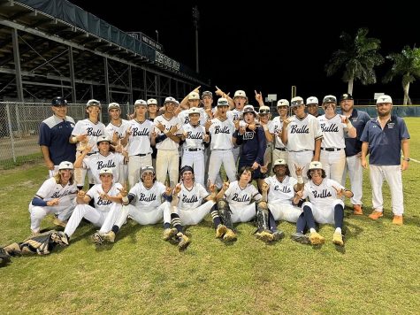 West Boca Baseball Defeats Lake Nona in First Round of Regionals