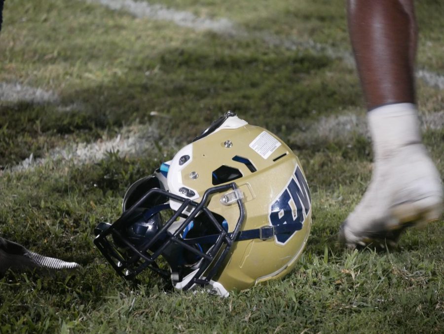 Photos: West Boca Starts off the Season With a 34-0 Win Over Leonard