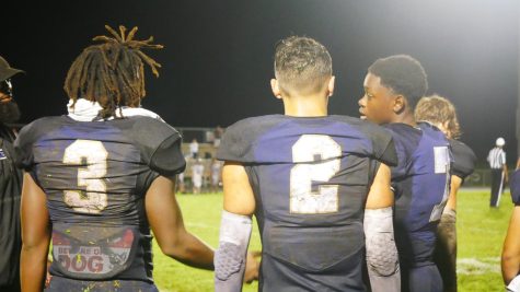 West Boca Remains Undefeated at Home, Demolishing the Spanish River Sharks 40-0