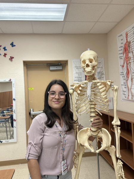 Ms. Claxton with Ken the Skeleton! 